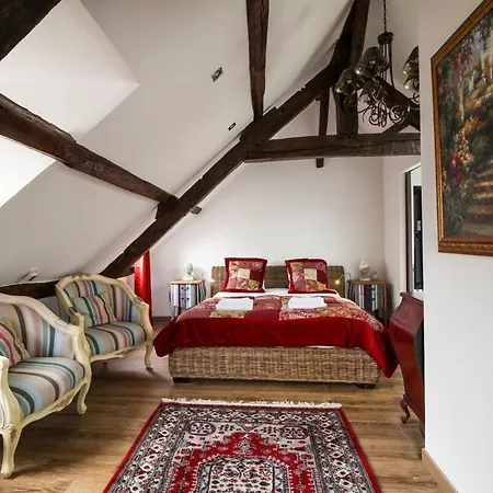 La Lanterne - Triplex 6p - Historic Center